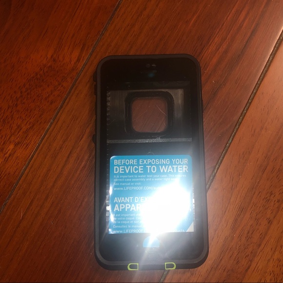 Life proof case - Picture 2 of 3